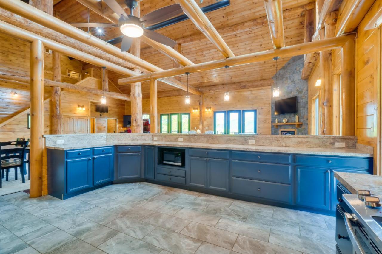 Gatlinburg Vacation Rental With Private Hot Tub! 외부 사진