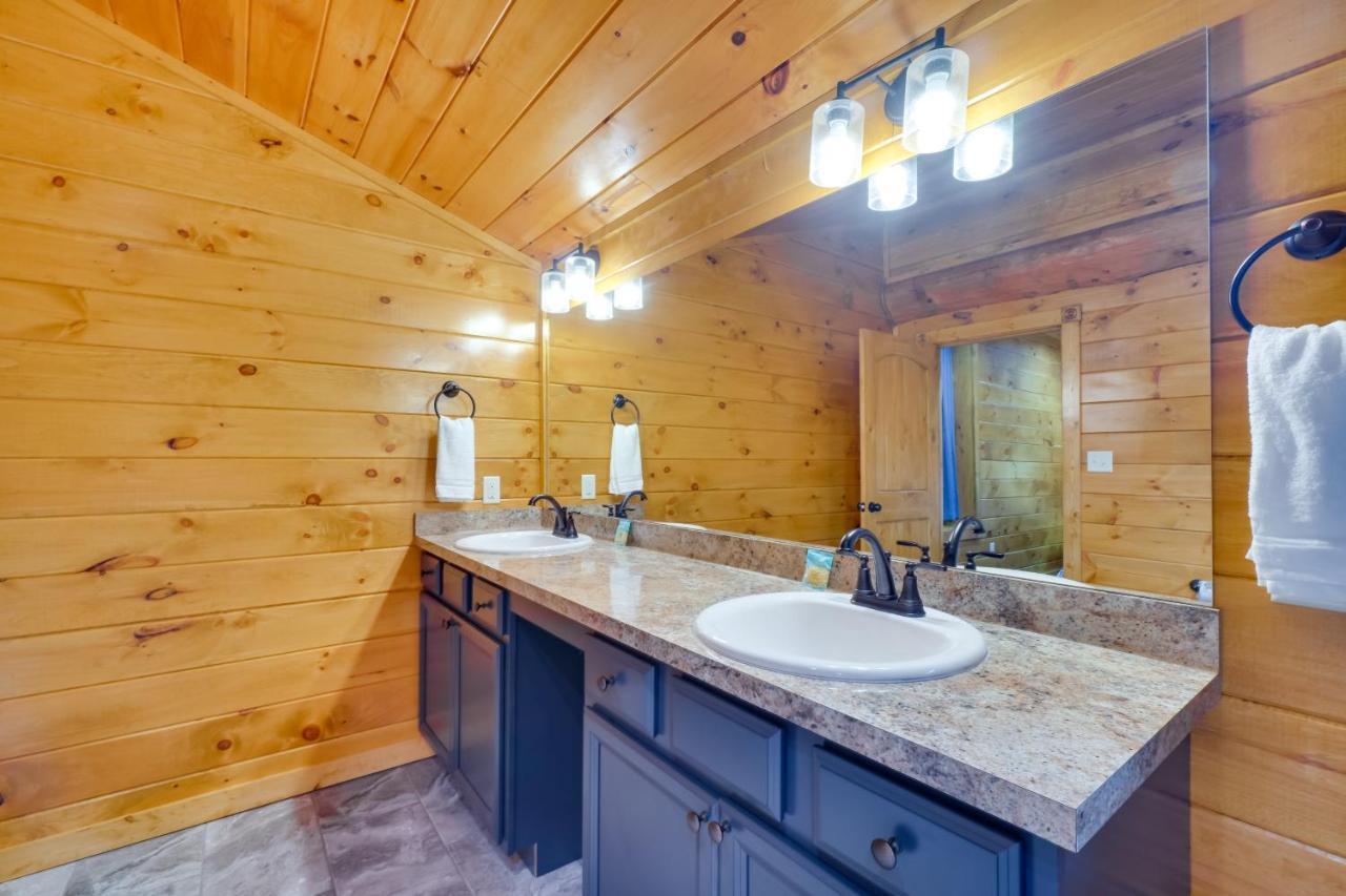 Gatlinburg Vacation Rental With Private Hot Tub! 외부 사진