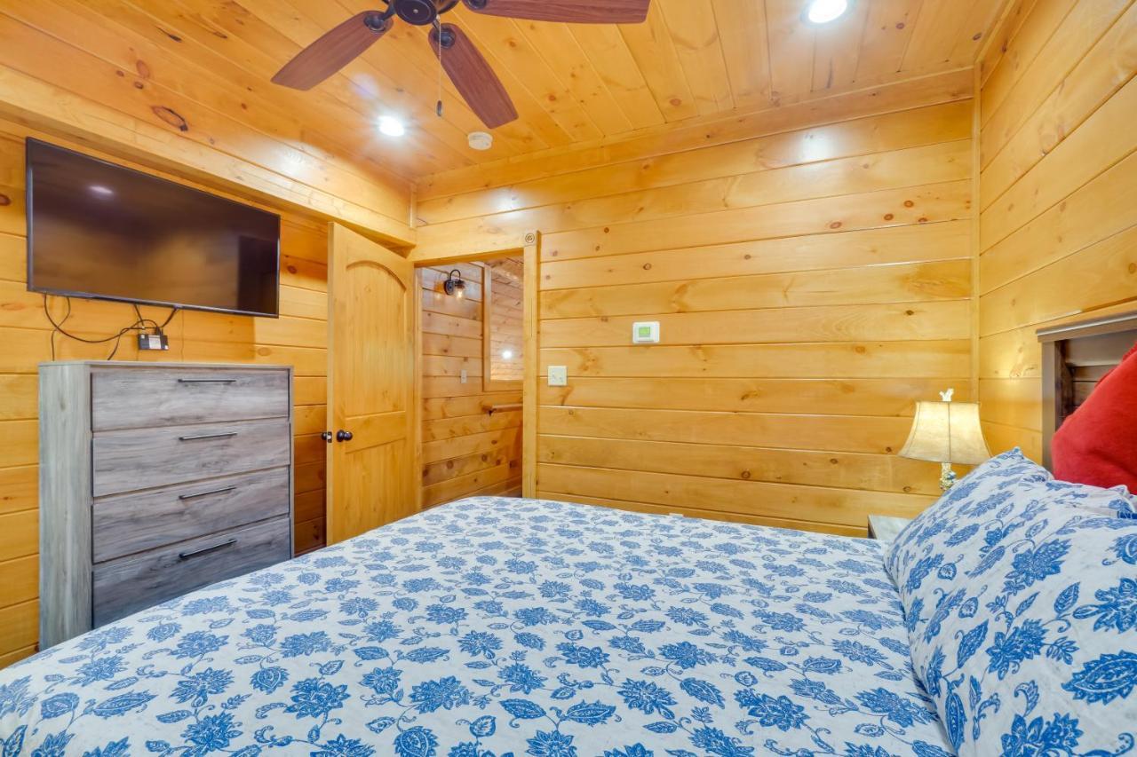 Gatlinburg Vacation Rental With Private Hot Tub! 외부 사진