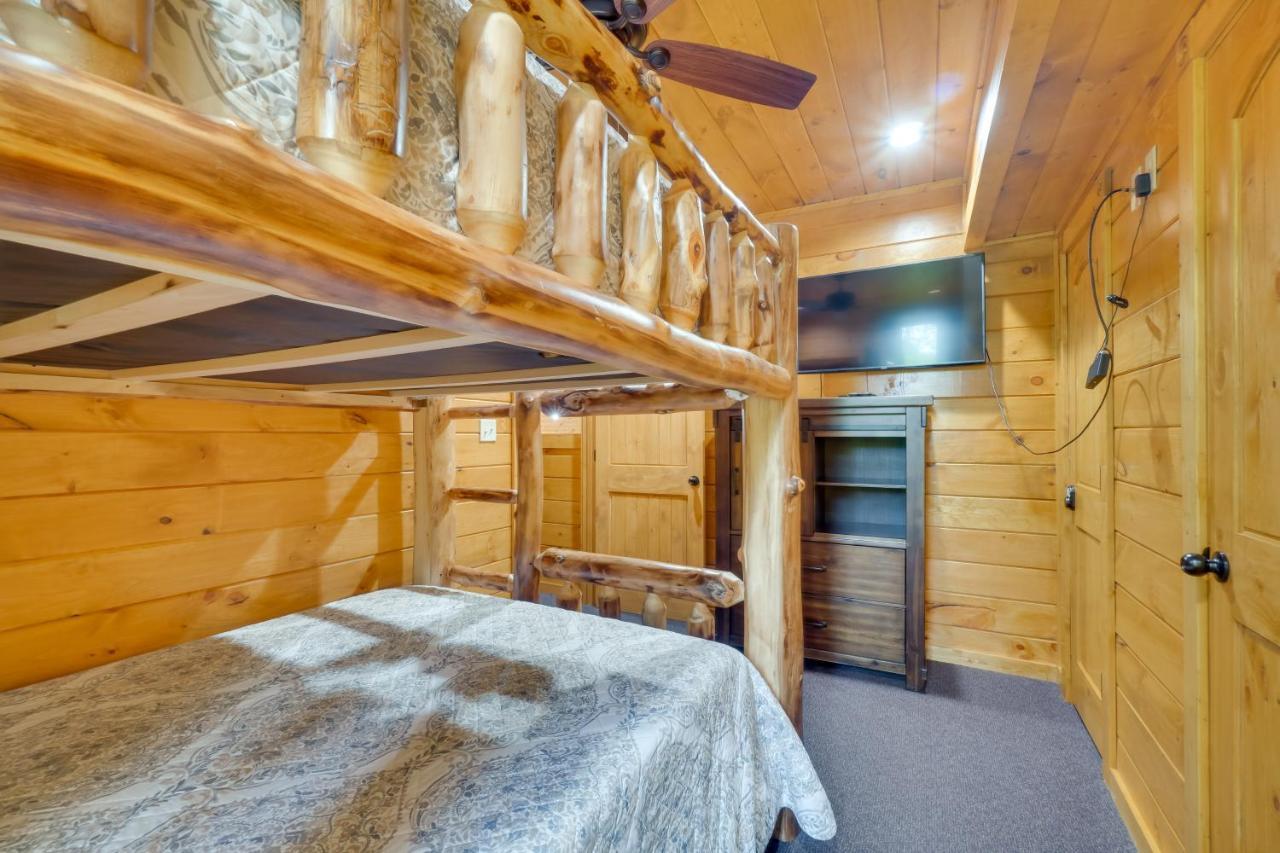 Gatlinburg Vacation Rental With Private Hot Tub! 외부 사진