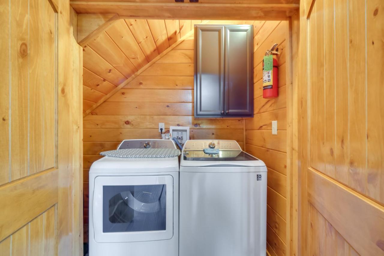 Gatlinburg Vacation Rental With Private Hot Tub! 외부 사진